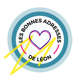Les bonnes adresses : “Pictogramme représentant un coeur rose entouré d’un cercle bleu avec inscrit “les bonnes adresses de Léon”.”