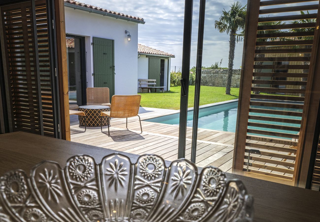 Villa à Sainte-Marie-de-Ré - Villa de rêve au calme à 900 m de l'océan, piscine